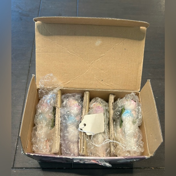 VTG 90’s set of 4 Easter cottagecore Spring bunny hand painted napkin rings - Picture 8 of 10